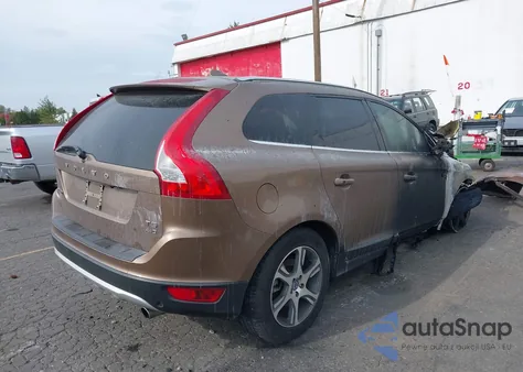 2012 Volvo Xc60 T6/T6 Platinum/T6 Premier Plus/T6 R-Design/T6 R-Design Platinum/T6 R-Design Premier Plus из США, поврежденный, VIN YV4902DZ2C2320695